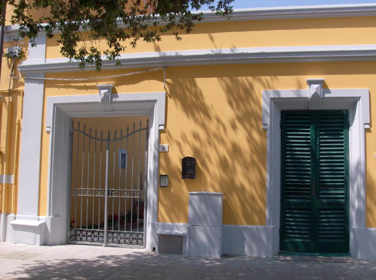 Appartamenti Gloria Marina Di Pisa Exterior foto